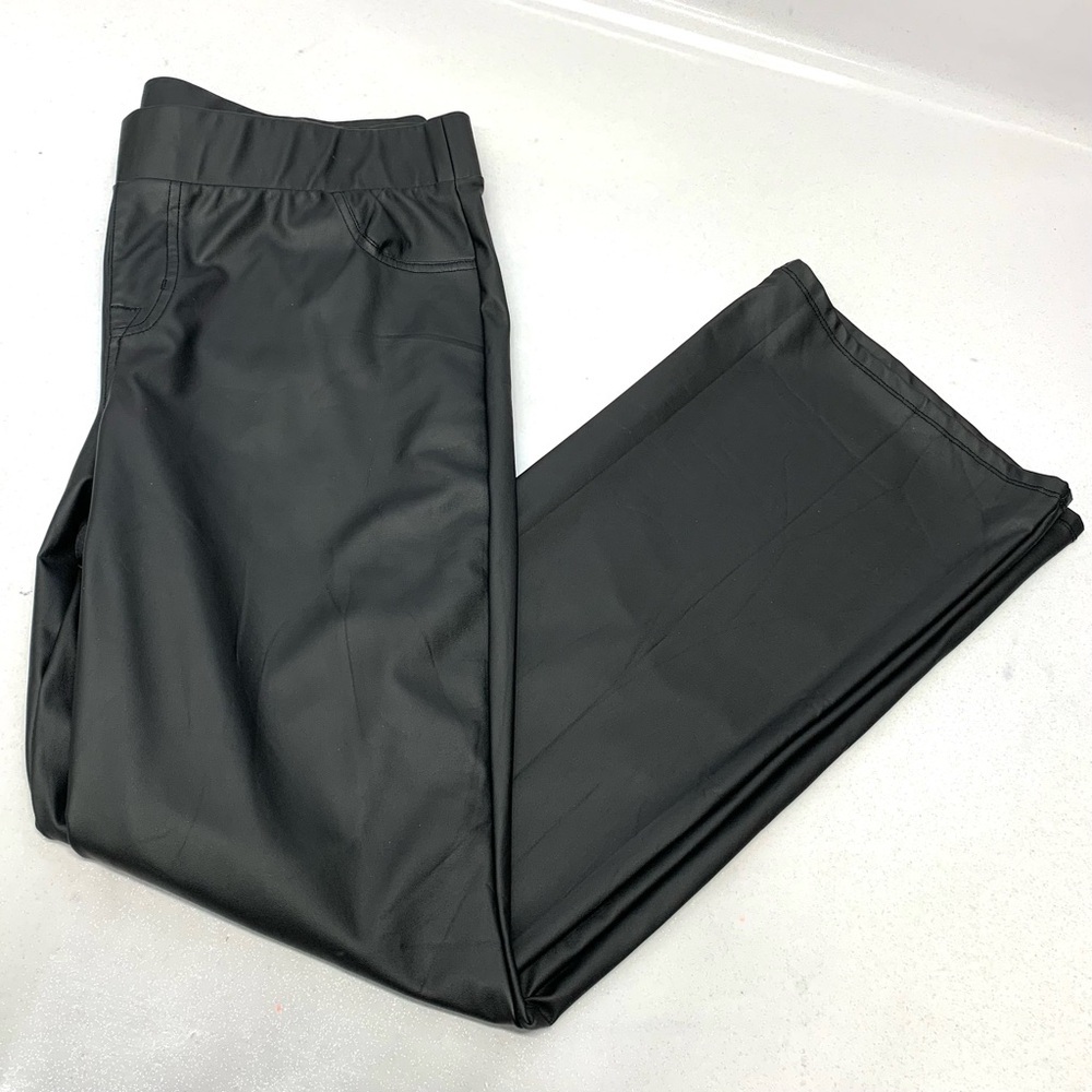 Torrid Faux Leather Pants 2X Black Pull On Boot Pockets Stretch Boho Goth Retro